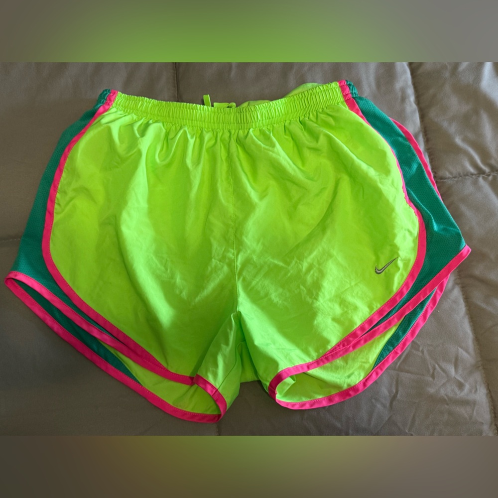 Women’s Nike Run Short